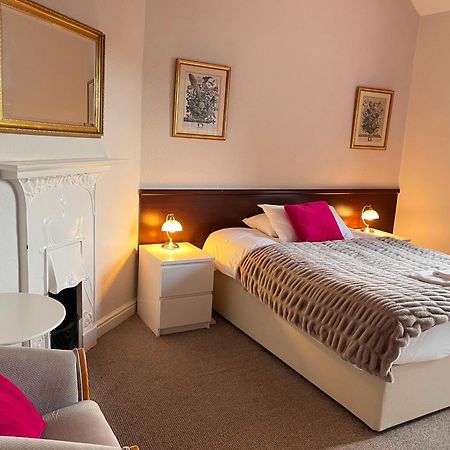 The Beechwood Bed and Breakfast Leeds  Eksteriør billede