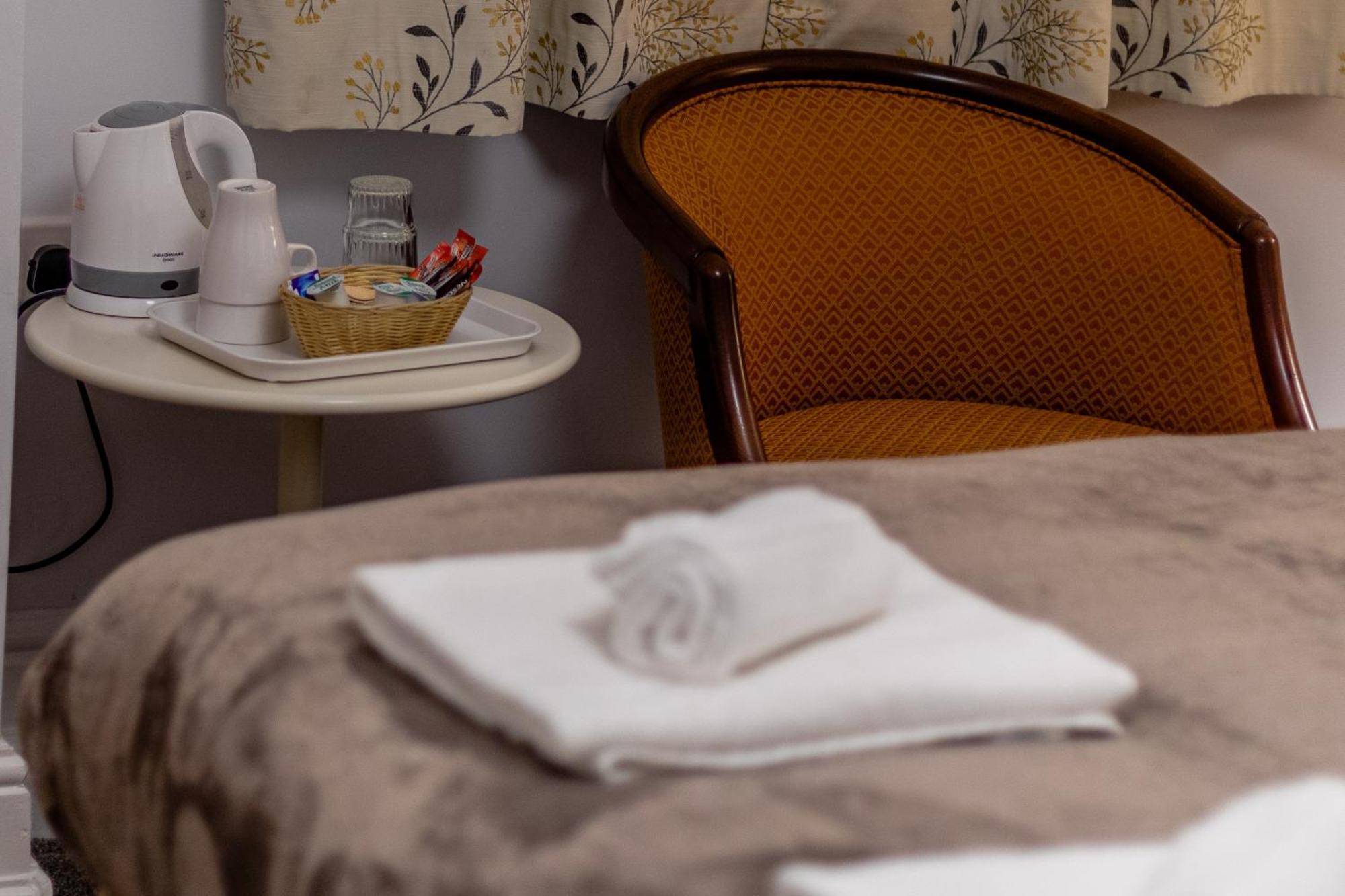 The Beechwood Bed and Breakfast Leeds  Eksteriør billede